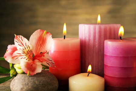 BOUGIES, PHOTOPHORES ET ACCESSOIRES