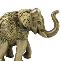 Miniatures des éléphants, des heurtoirs de porte