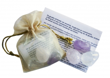 Golden Triangle: améthyste, cristal de roche, quartz rose, sac d'organza