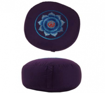 Méditation coussins violets OM
