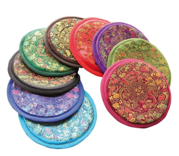 Coussin Singing Bowl, tapis