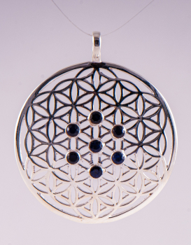 Fleur de vie avec saphirs bleus argent 925