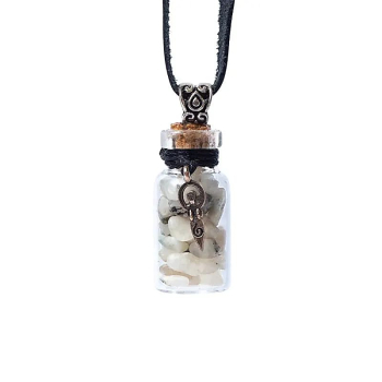 Geschenkflasche aus Glas und Kordel mit Regenbogen-Mondstein und Göttinnen-Symbol
