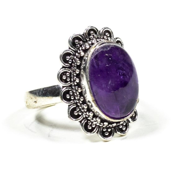 Ring mit Amethyst