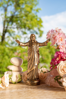 Jésus en résine 20 cm
