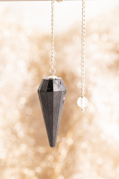Pendule en shungite à douze pans